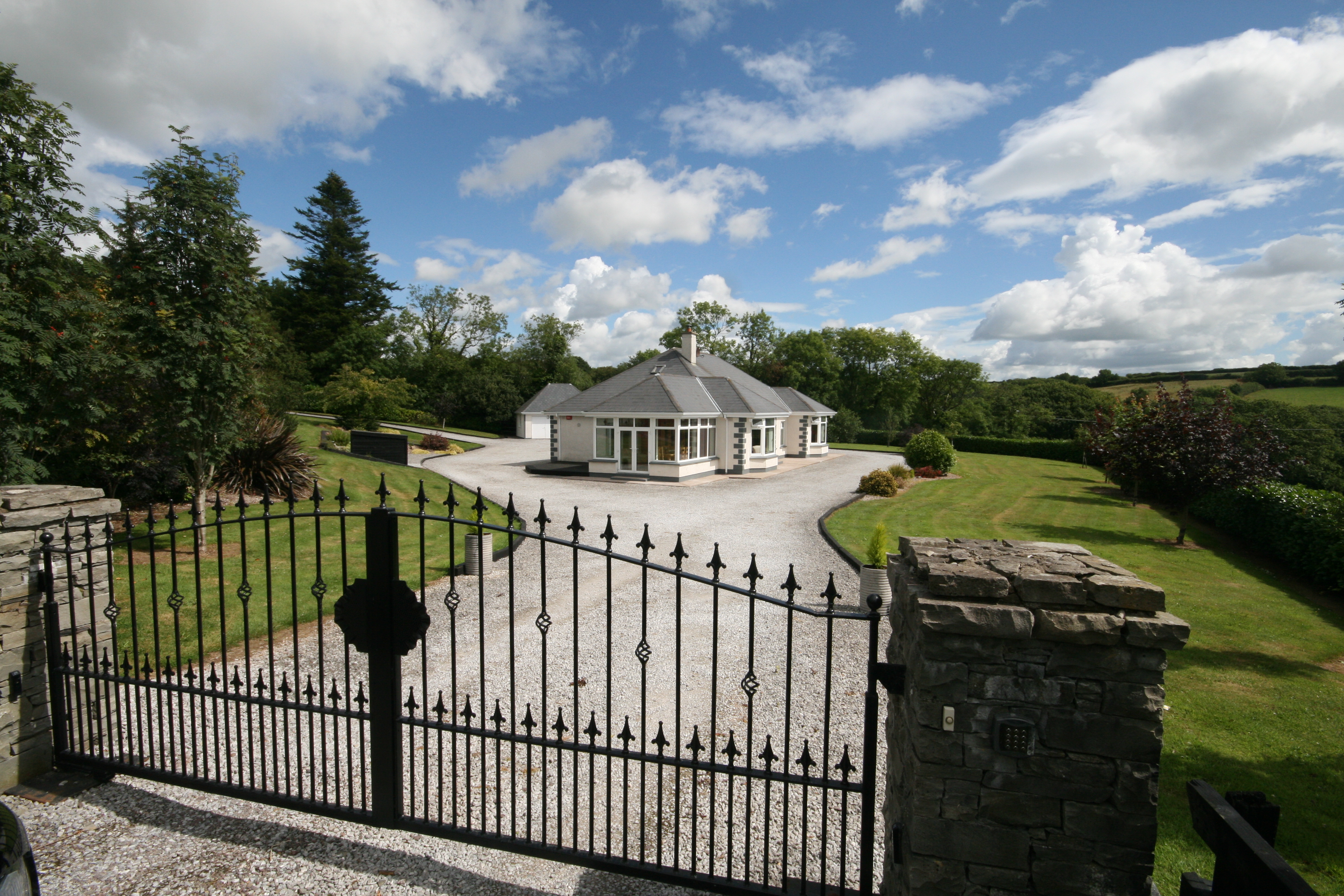 Dromdiah, Killeagh, Co. Cork McCarthy McGrathMcCarthy McGrath