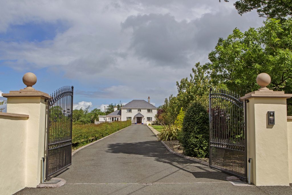 Peafield, Ballincurrig, Co. Cork. McCarthy McGrathMcCarthy McGrath